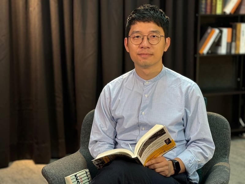 羅冠聰最近來台分享新書《時代推著我們前行：羅冠聰的香港備忘錄》。（普通話組唐正攝）