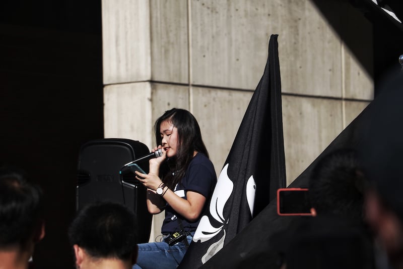 許穎婷說，雖如今同行的人愈來愈少，但作為集會發起人，更要裝備自己，迎接將來再聚的人群。（受訪者提供）。.JPG